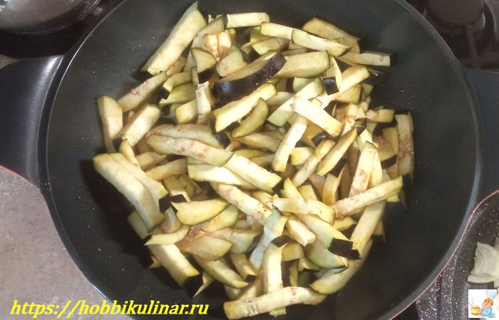 Баклажаны жареные самый вкусный рецепт быстрого приготовления с овощами на сковороде